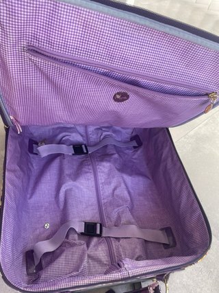 Maleta de viaje con ruedas y estampado floral