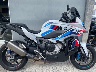 dasMoto vende BMW M1000XR con 3500 km (2025)