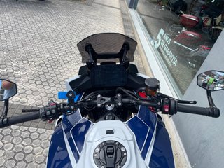 dasMoto vende BMW M1000XR con 3500 km (2025)
