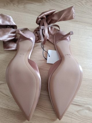 Zapatos tacón lazo satén Zara talla 38