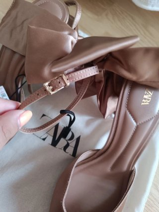 Zapatos tacón lazo satén Zara talla 38
