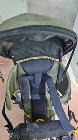 Mochila Portabebés Deuter Trekking