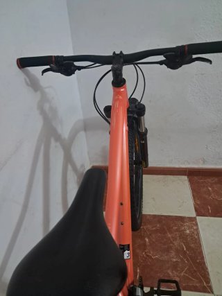 29" Bicicleta Scott Naranja talla M