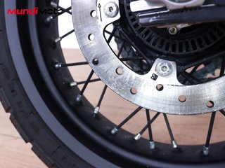HUSQVARNA SVARTPILEN 125 ABS