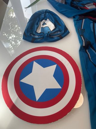 Disfraz Capitán América niño de H&M. Talla 4-6 año