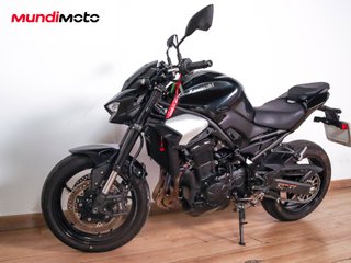 KAWASAKI Z 900