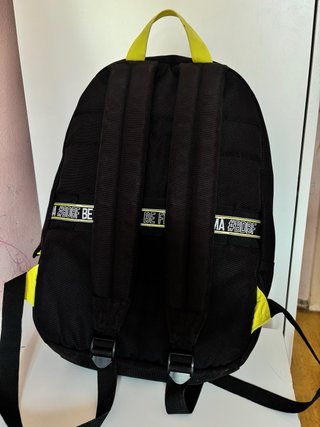 Zaino Mitama nero con dettagli gialli