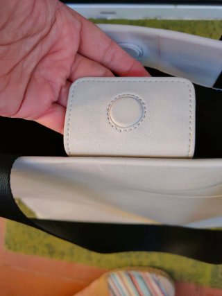 Bolso piel Adolfo Domínguez blanco