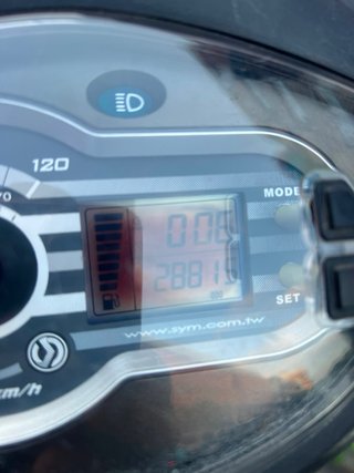 Moto Scooter SYM 125cc Blanca