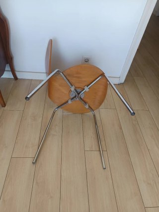 Silla diseño madera y acero inoxidable