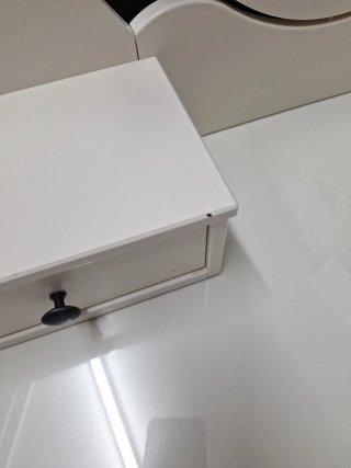 Toeletta Ikea con specchio e cassetti, regalo con seduta