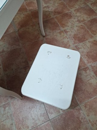 Toeletta Ikea con specchio e cassetti, regalo con seduta