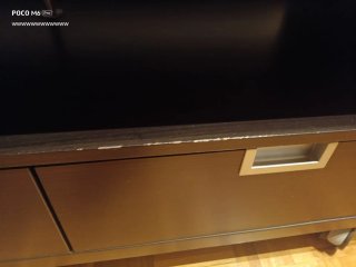 Mesa TV Ikea con ruedas