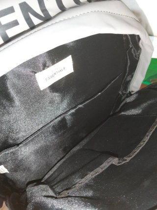 Mochila Essentials Gris