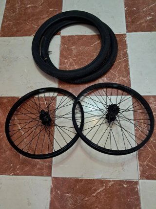 Monty Lote 2 Ruedas Completas BMX