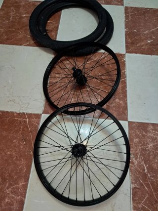 Monty Lote 2 Ruedas Completas BMX