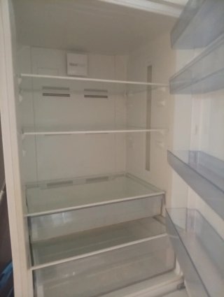 Nevera Beko blanca