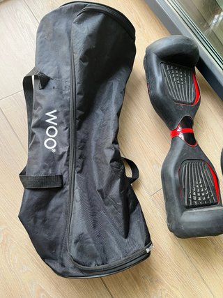 Hoverboard rojo con funda