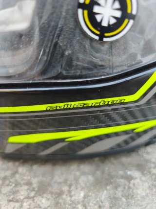 Casco Airoh Full Carbono Talla XL
