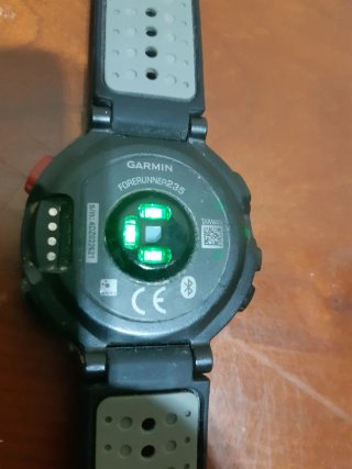 Reloj Garmin Forerunner 235 Negro/Rojo