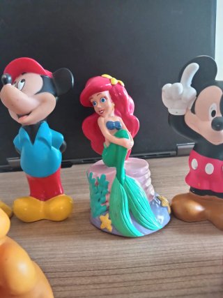 Lote 6 figuras goma Disney