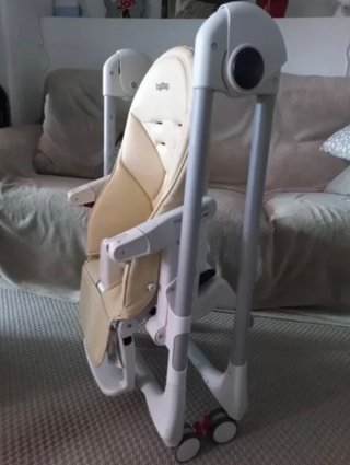 Trona Peg Perego – plegable y regulable