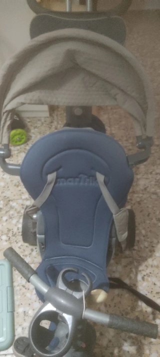 Triciclo infantil urge hoy lleva capota y todo