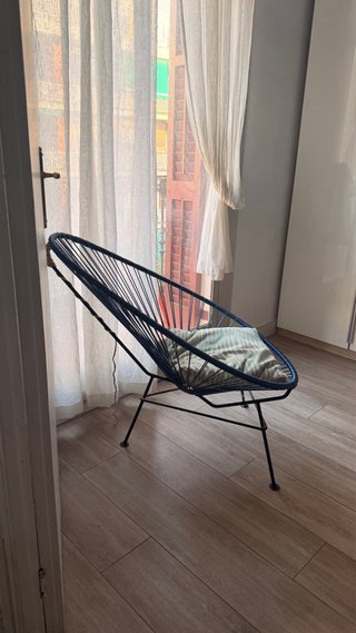 Silla Acapulco Design Negra Metal