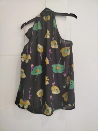 Blusa halter floral