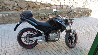 Moto Hispania MH 125 Naked Negra