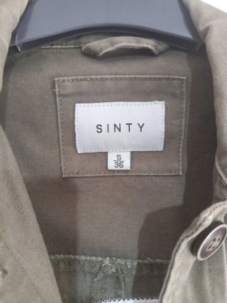 Camisa militar SINTY verde con parches Talla M