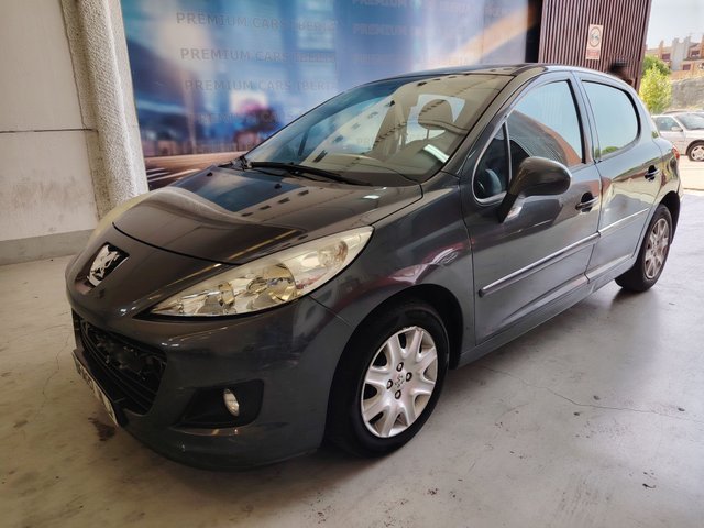 Peugeot 207 2012
