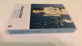 Ada or Ardor; Nabokov. Penguin. NUEVO