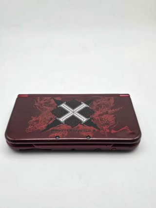 New 3DS XL a MH + Sd 64gb con giochi +Crystal Case