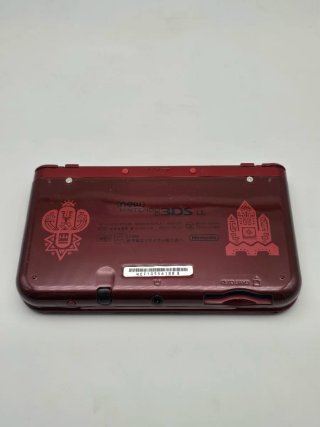 New 3DS XL a MH + Sd 64gb con giochi +Crystal Case