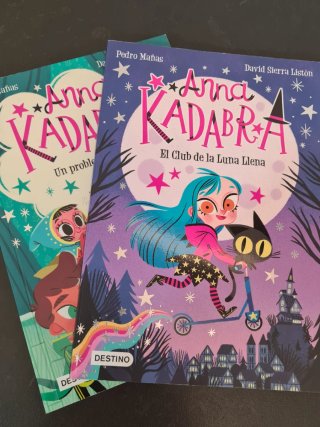 Libros de Anna Kadabra. Números 1 y 2.