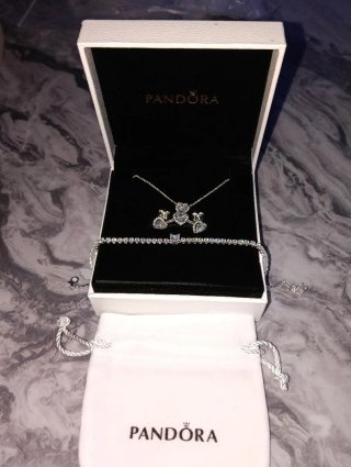 Conjunto Pandora Corazón Rojo y Circonitas