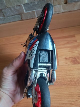 Moto Honda NSR GP Guiloy 1:10