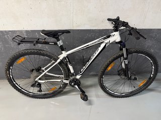 Bicicleta Rockhopper Blanca