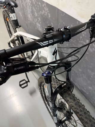 Bicicleta Rockhopper Blanca