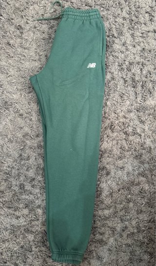 Pantalones New Balance Sport Essentials