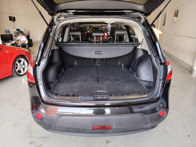 Nissan Qashqai+2 2010