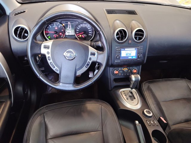 Nissan Qashqai+2 2010