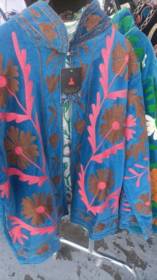 Chaqueta bordada multicolor talla única