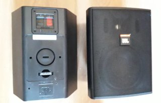 Altavoces JBL Control 25 Negros