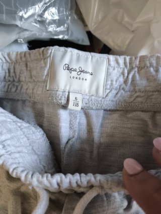 Pantalón corto niño gris Pepe Jeans talla 6 años