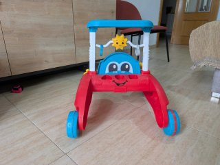 Andador correpasillos infantil
