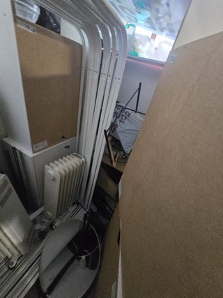 Trastero completo, se vende todo el contenido