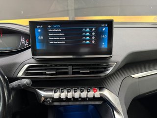 Peugeot 3008 1.5 BlueHDi 96kW (130CV) S&S Allure