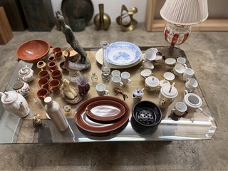 Lote Antigüedades Cerámica y Metal